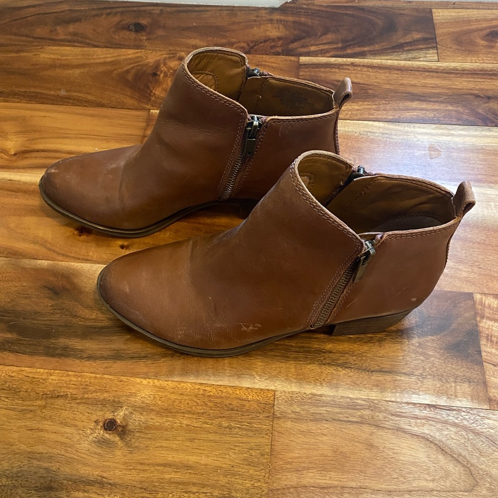 Lucky Brand Brown Leather Ankle Boots size 7